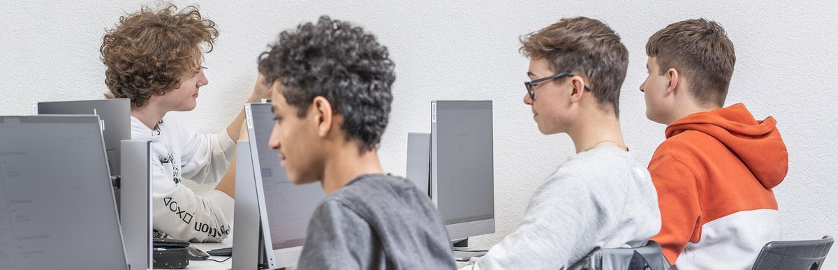 Headerbild Menü Informatikmittelschule