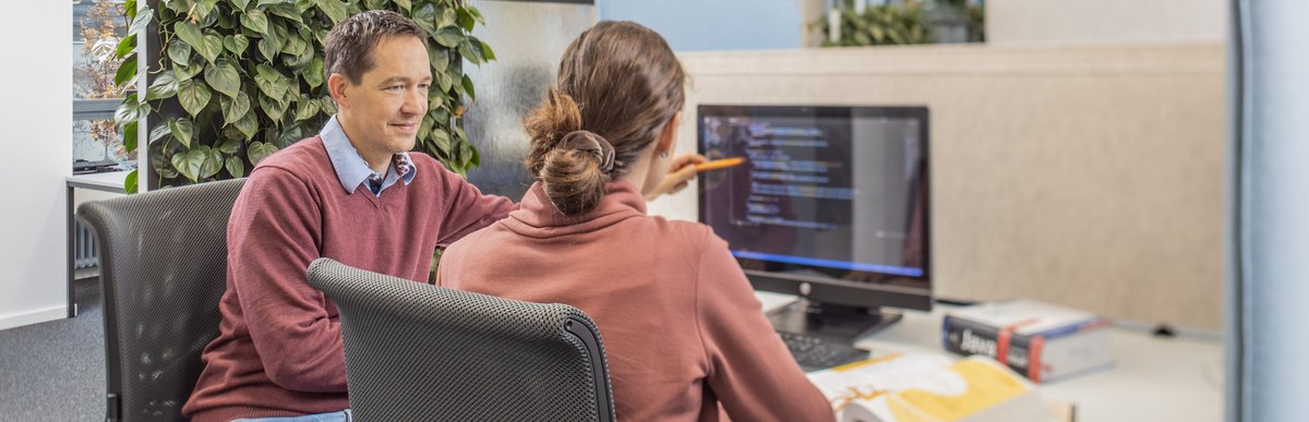 Headerbild für Menü Informatik Bildungsverordnung 2021