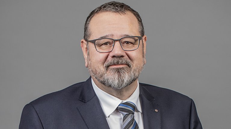 Porträt ZLI Präsident Porträt ZLI Präsident Scherrer